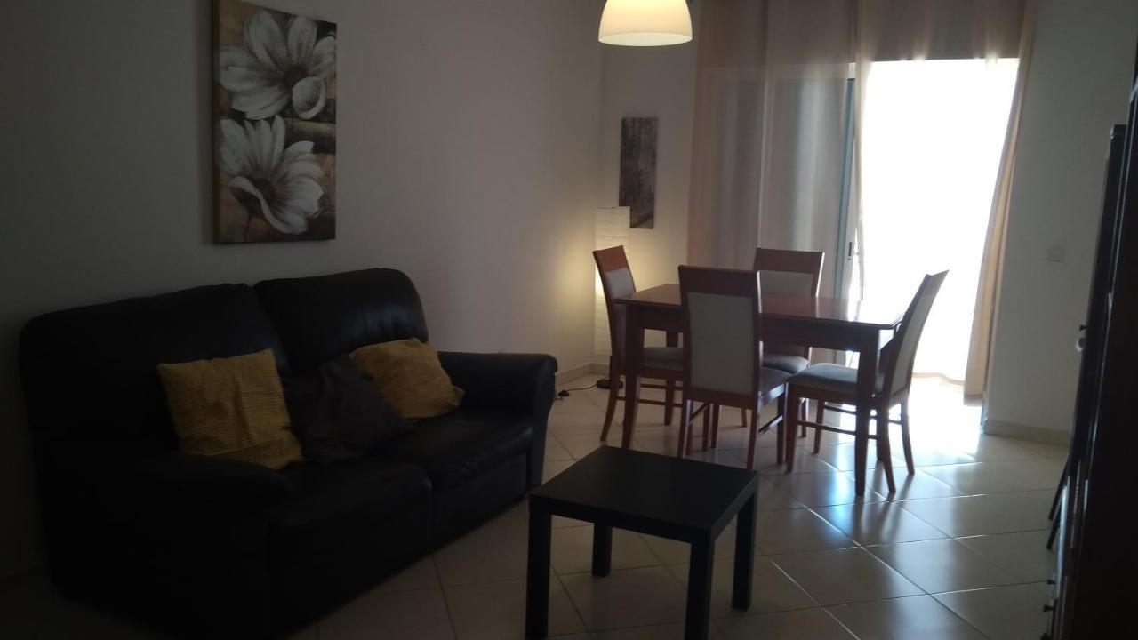 Apartamentos Monica Quarteira Esterno foto