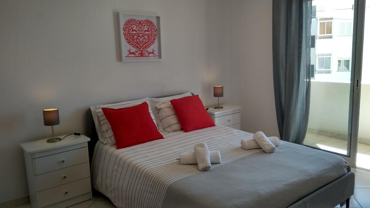 Apartamentos Monica Quarteira Esterno foto