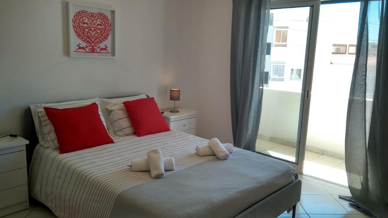 Apartamentos Monica Quarteira Esterno foto